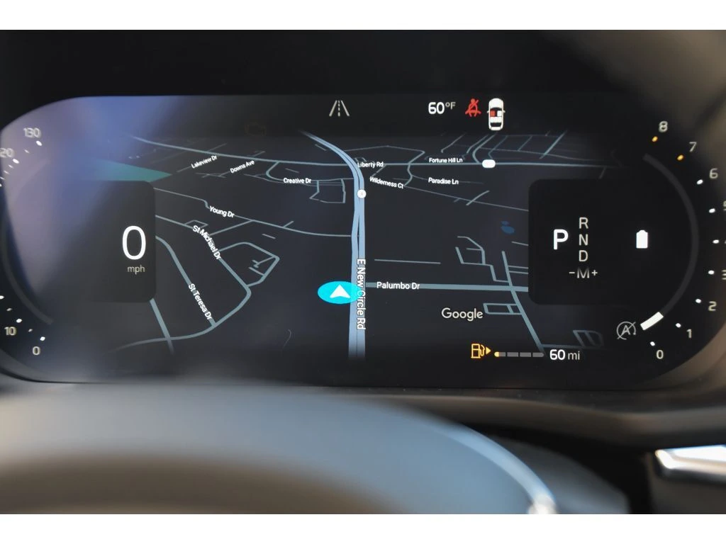 2026 Volvo - image 18