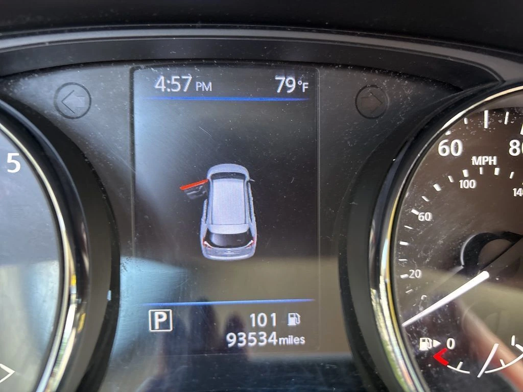 Used 2018 Nissan Rogue SL with VIN 5N1AT2MV6JC728205 for sale in Owasso, OK
