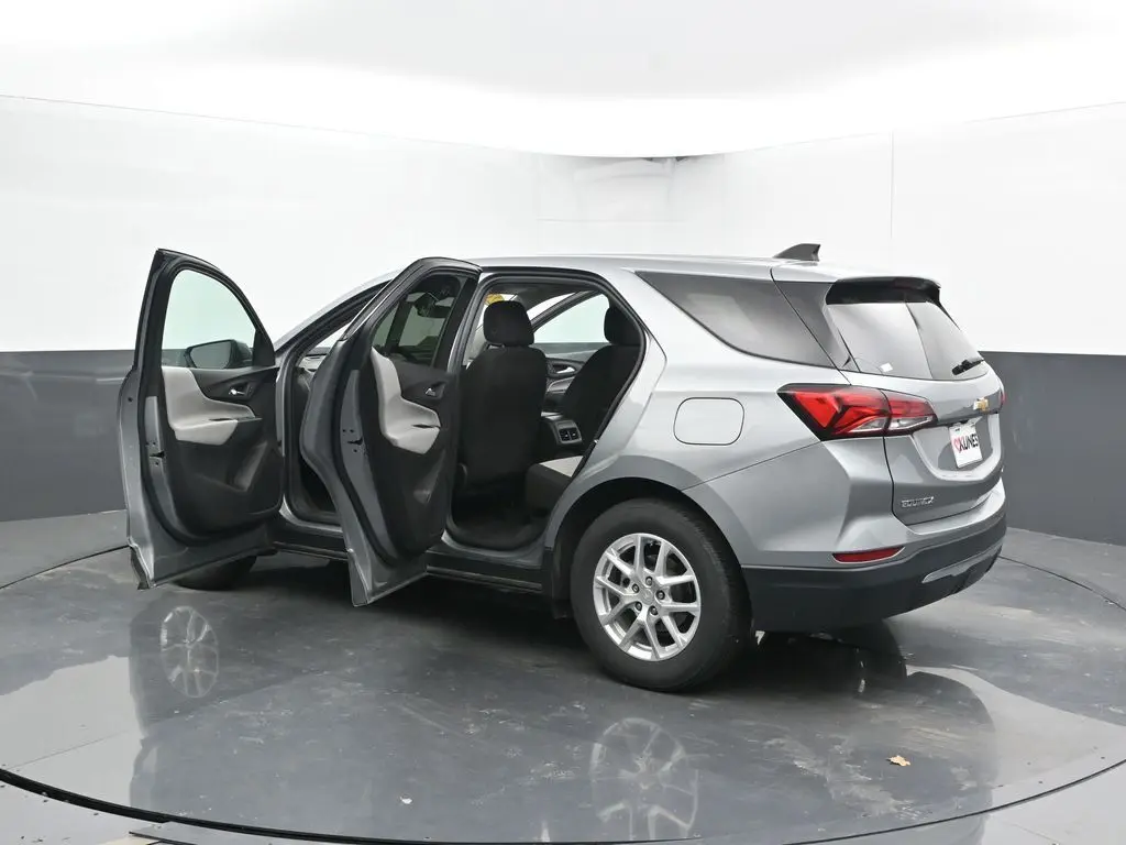 2023 Chevrolet Equinox LT photo 41