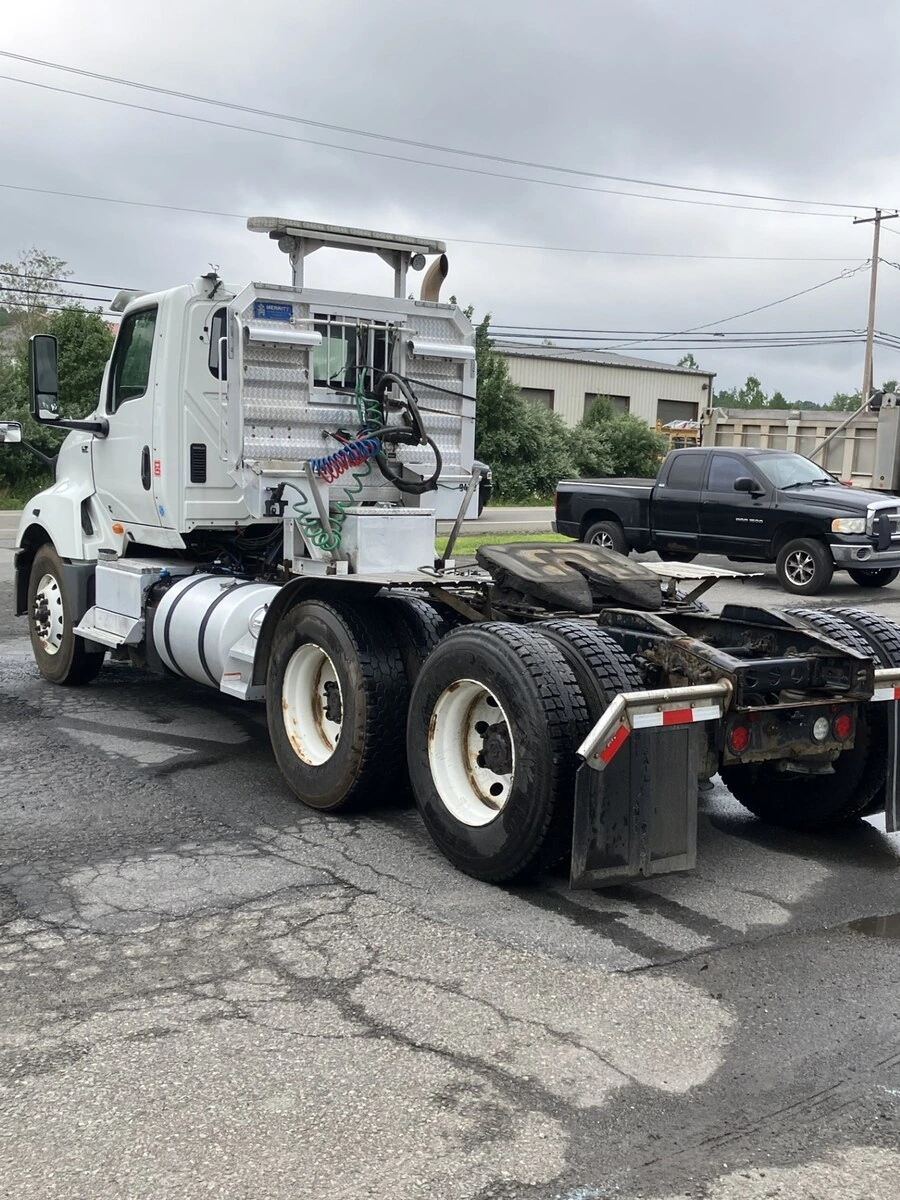 2019 International LT in Scranton, PA — photo 5