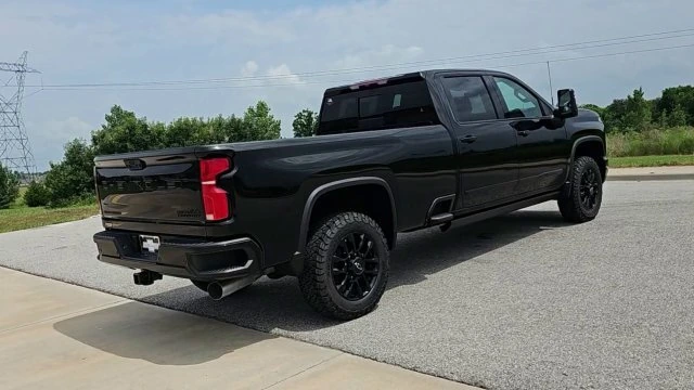 2026 Chevrolet Silverado 3500 HD High Country - Photo 8