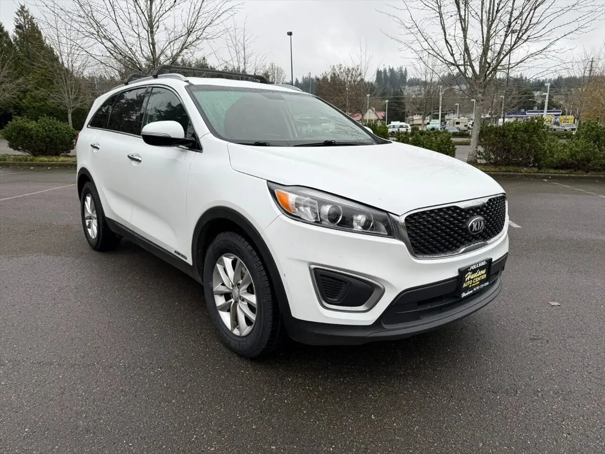 2016 Kia Sorento LX V6 photo 3