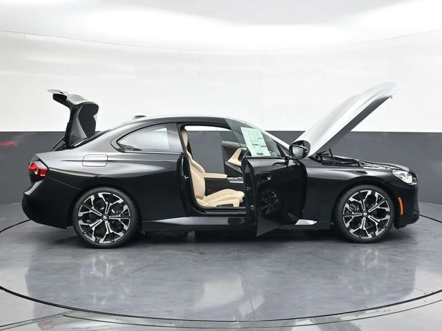 2025 BMW 2 Series 230i - Photo 35