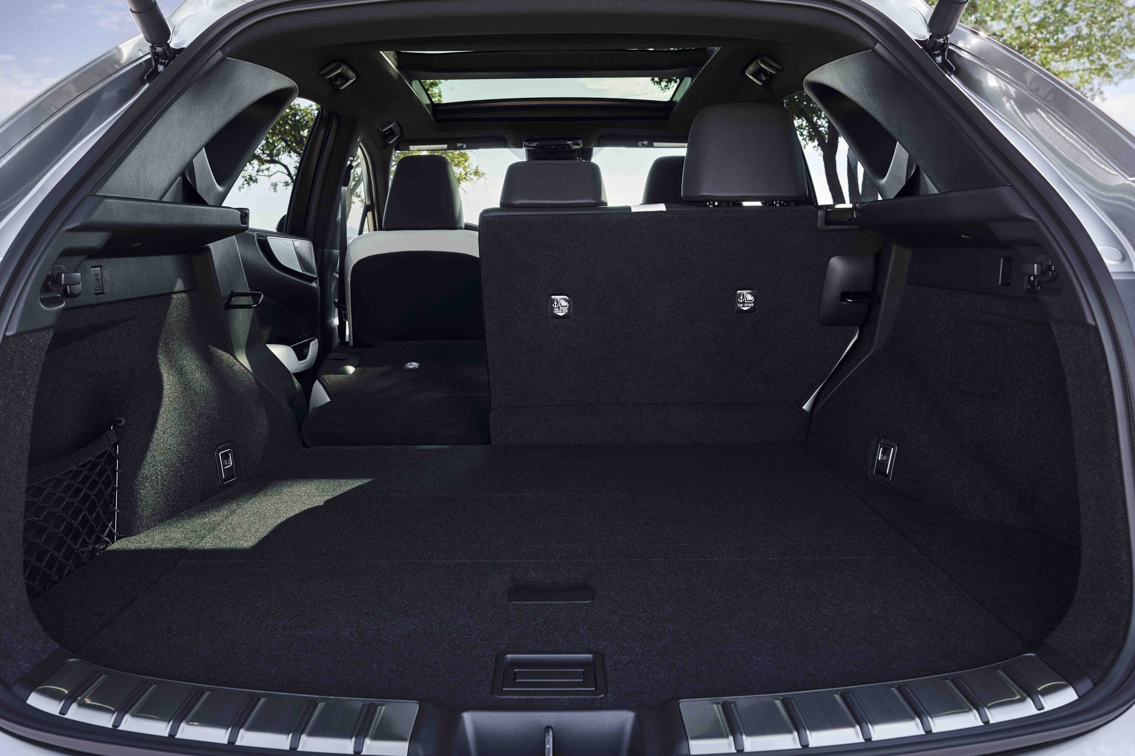 2024 Lexus NX 350 Cargo space