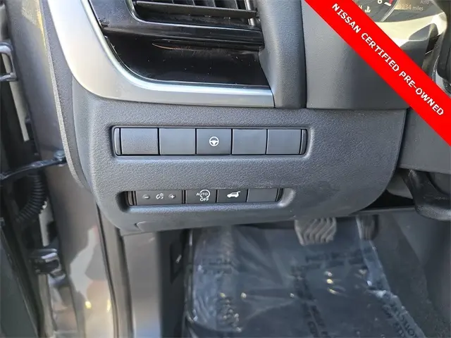 2023 Nissan Rogue SL photo 14