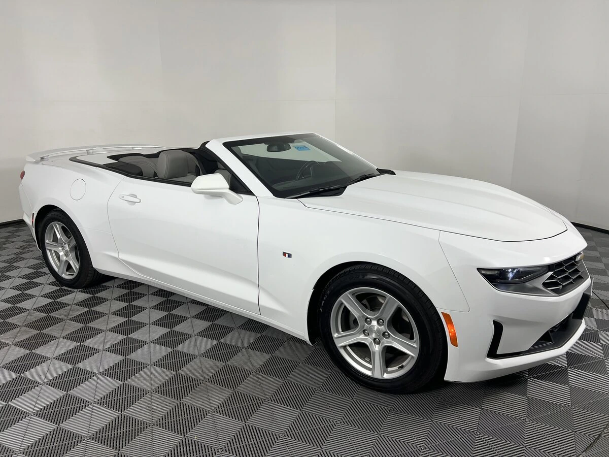 Used 2020 Chevrolet Camaro 1LT with VIN 1G1FB3DX7L0120601 for sale in Farmington, UT