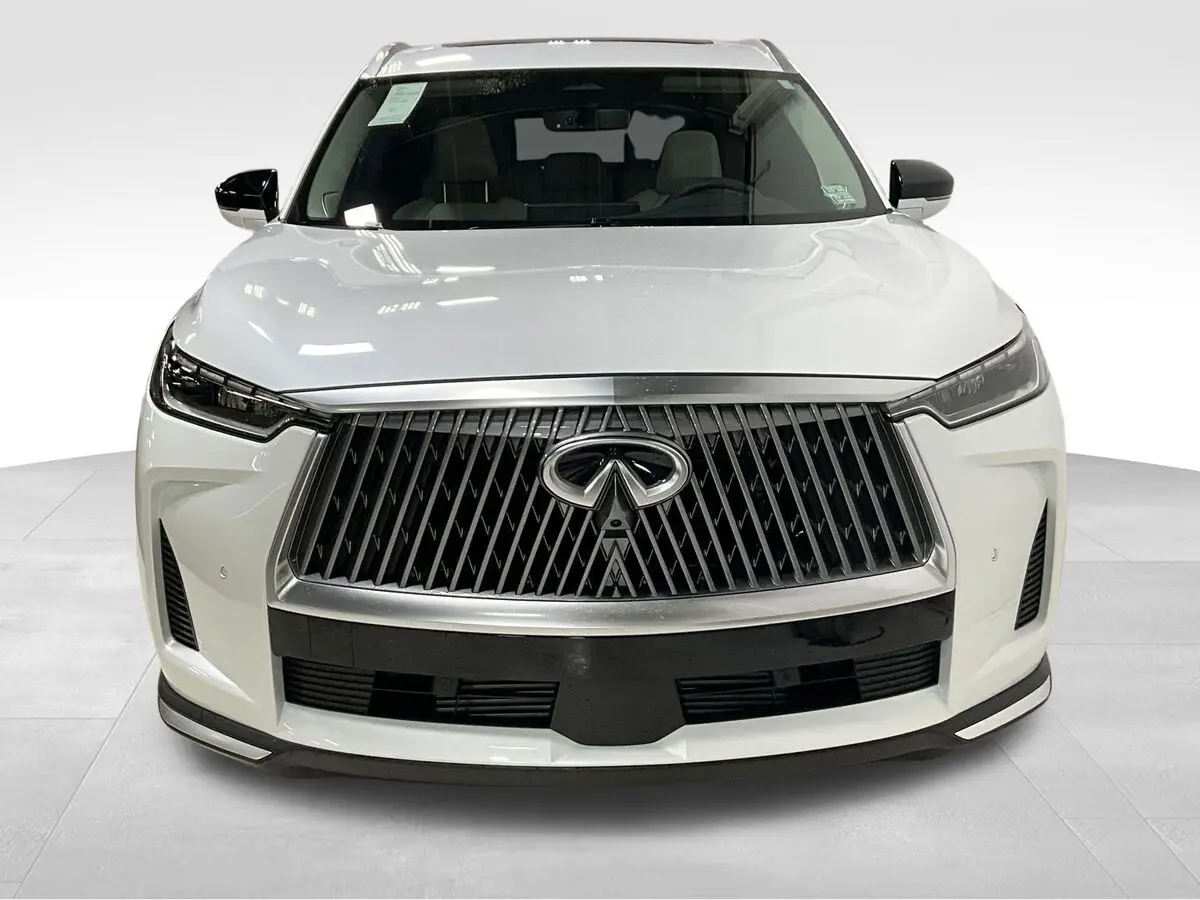 2026 Infiniti QX60 Luxe photo 2