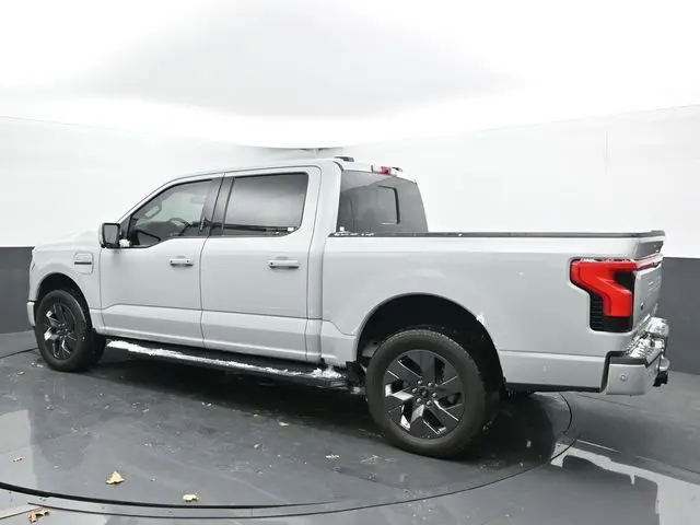 2023 Ford F-150 Lightning photo 4