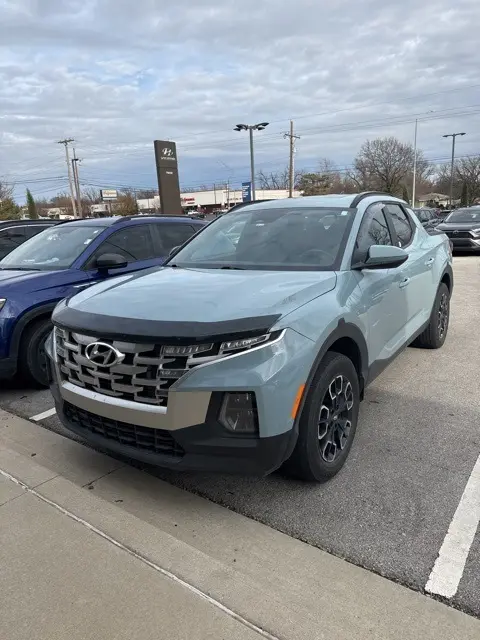 2022 Hyundai Santa Cruz SEL Premium photo 2