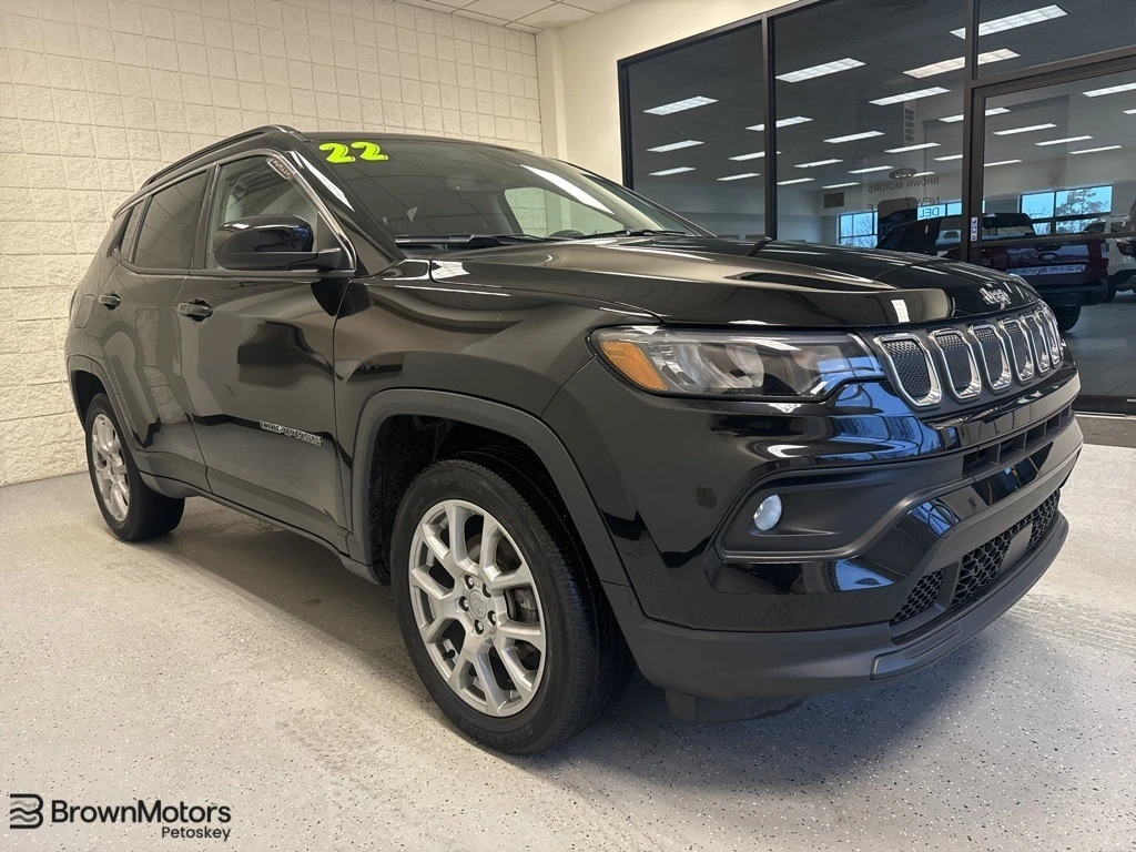 2022 Jeep Compass Latitude Lux