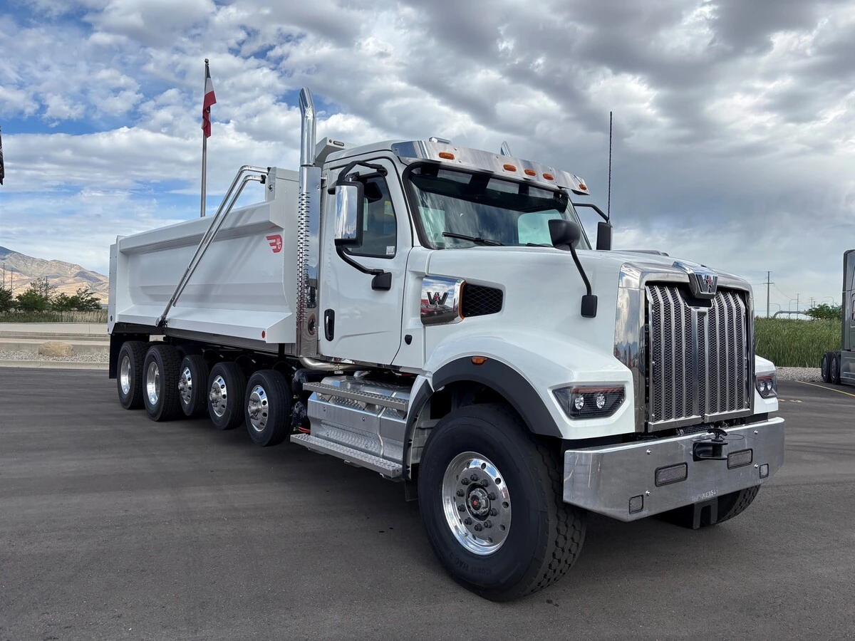 2027 Western Star 49X — photo 3
