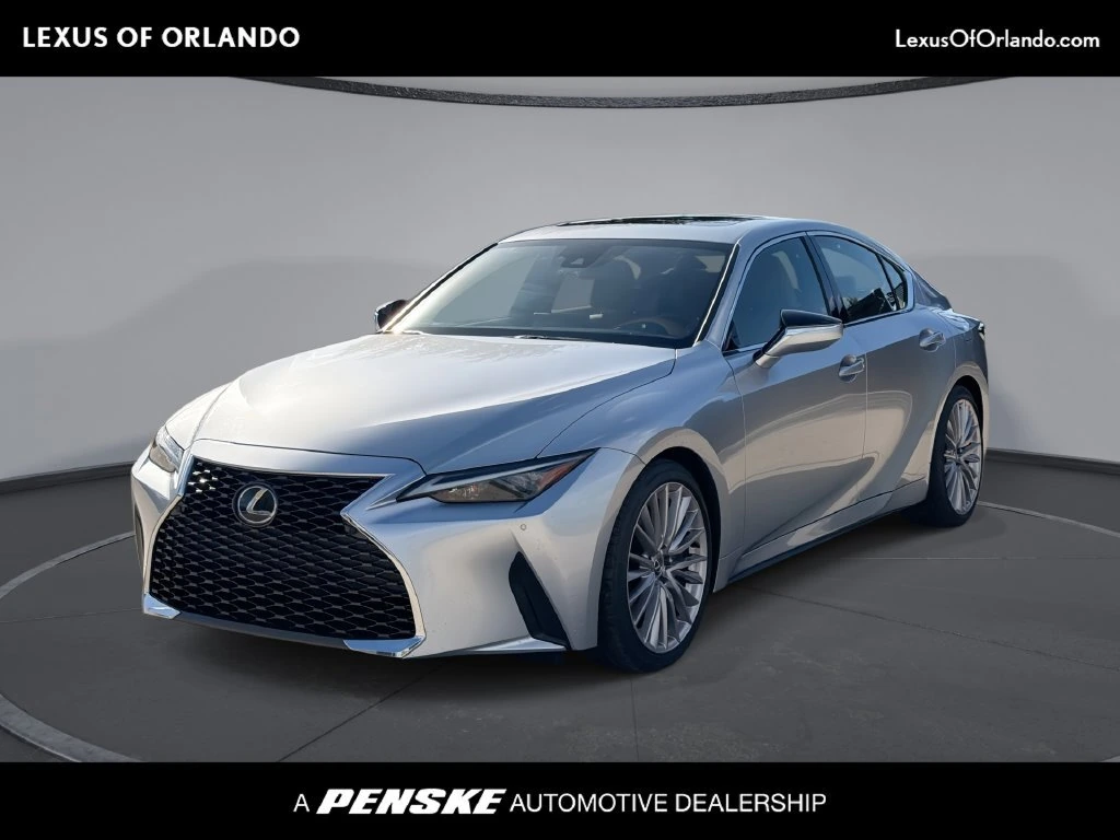 2023 Lexus IS