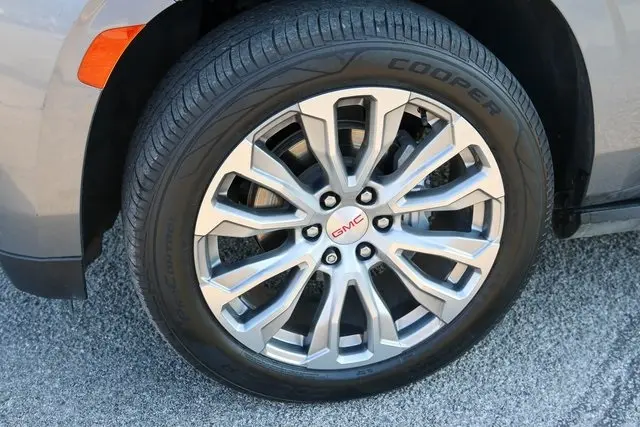 2022 Gmc Yukon Denali photo 5