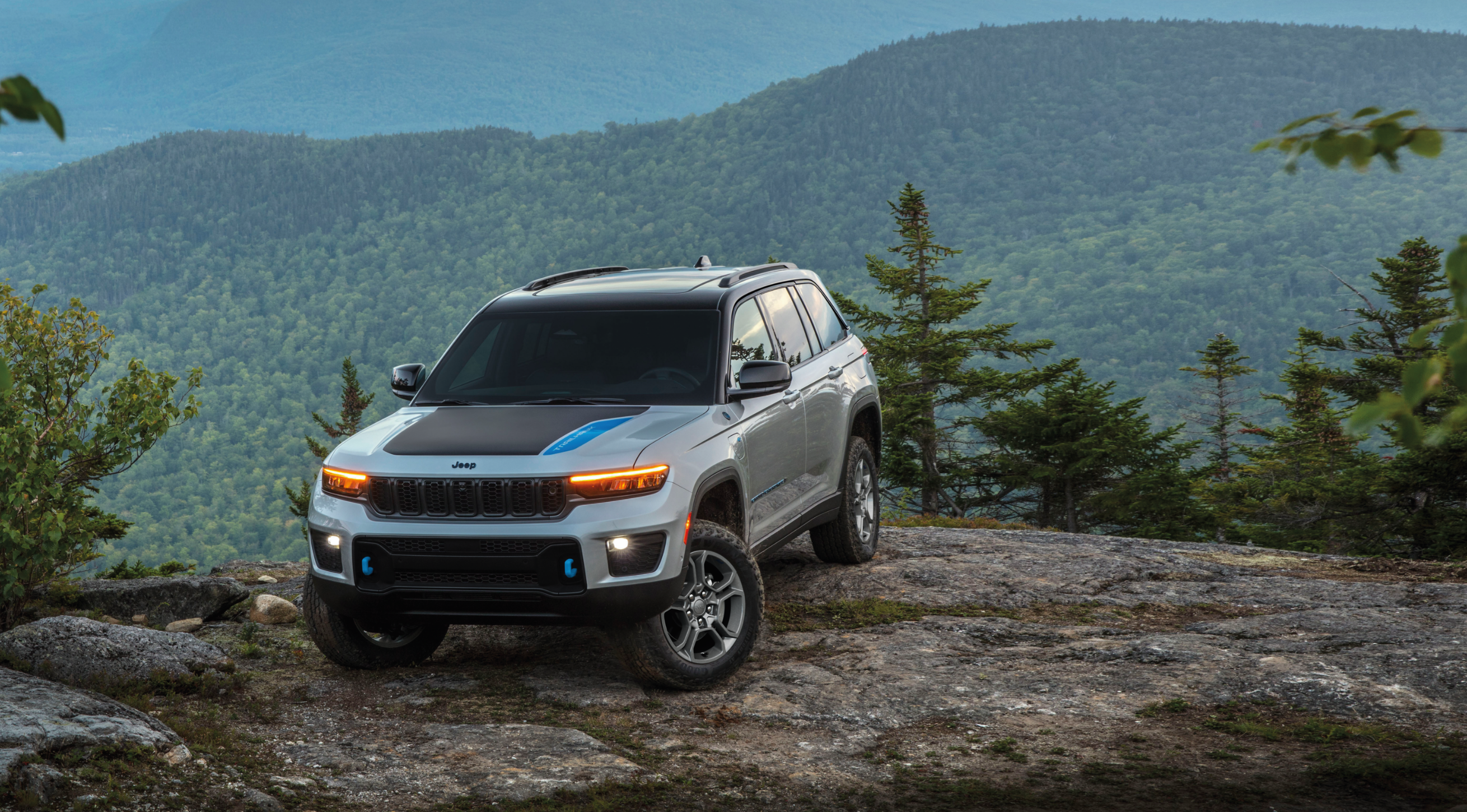 grand cherokee 4xe 2024