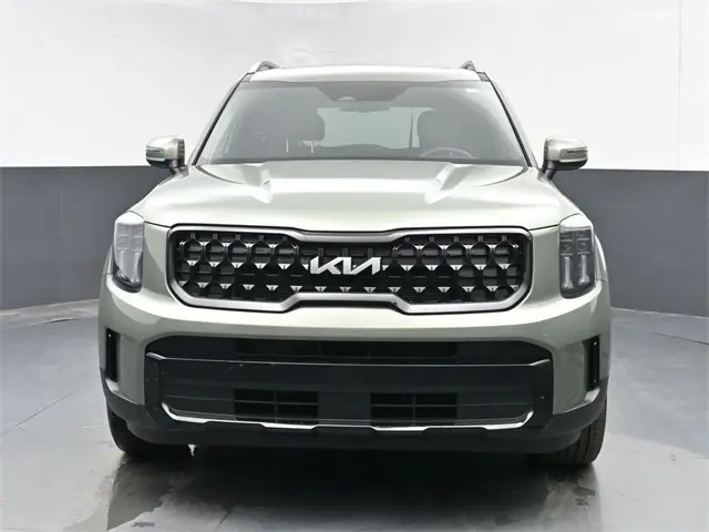 2024 Kia Telluride EX X-Line photo 3