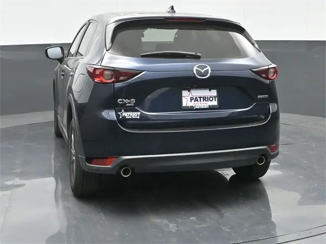 2021 Mazda CX-5 Touring photo 2