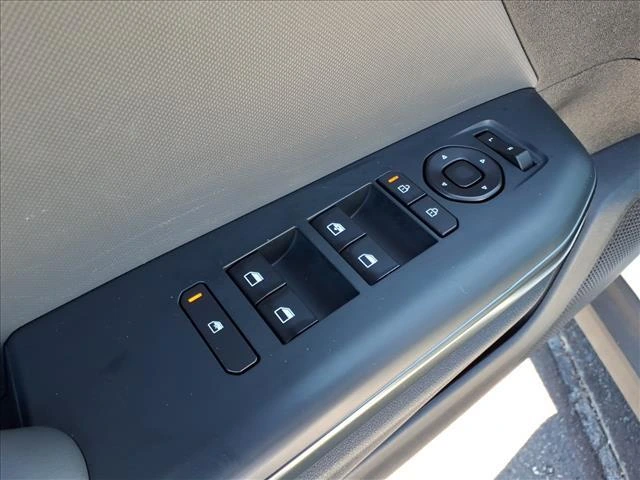 2025 Kia K4 LXS - Photo 10