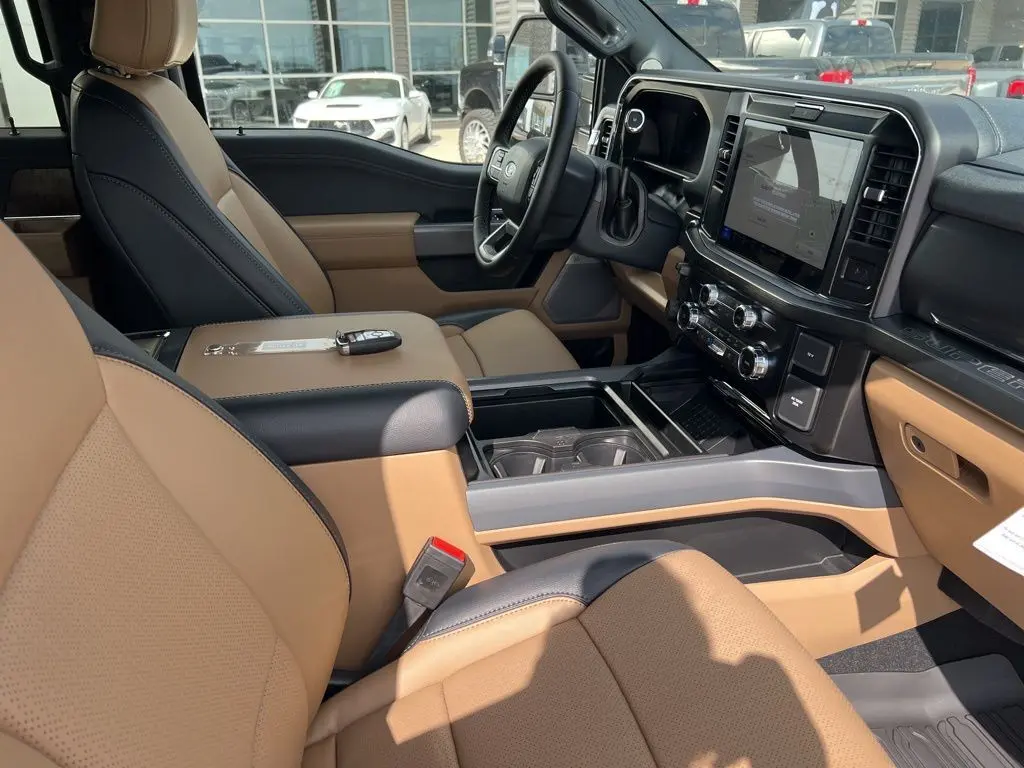 2026 Ford F-250 photo 16