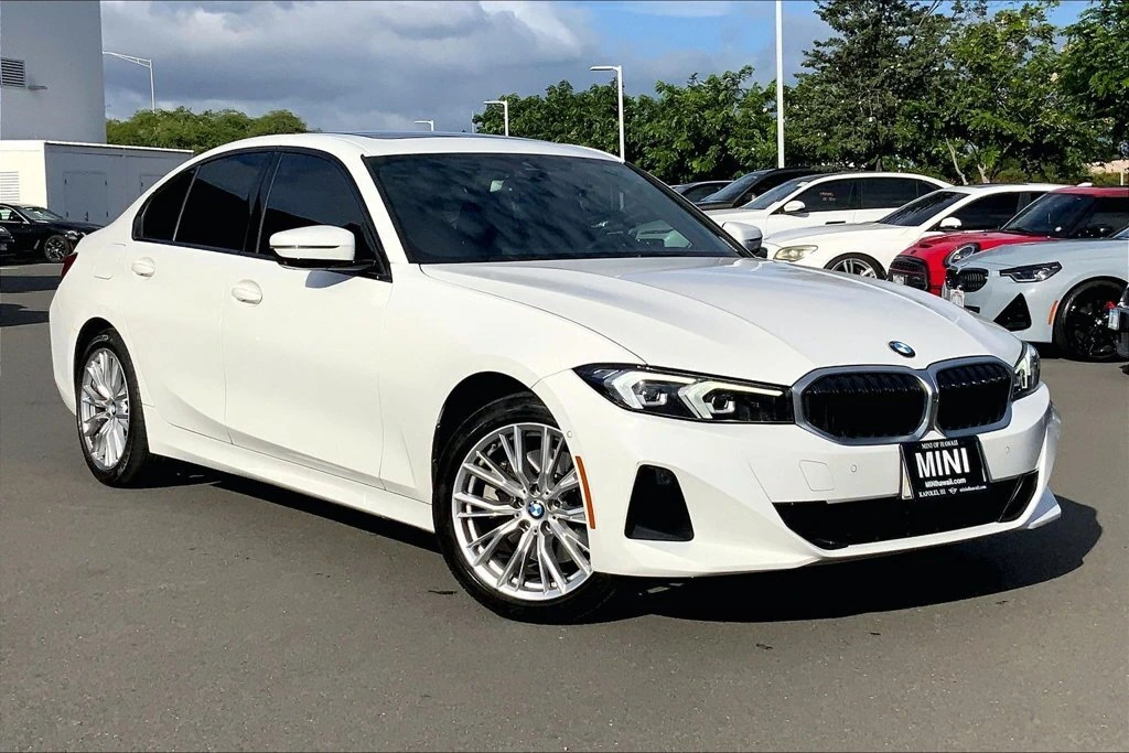2023 BMW 3 Series 330i