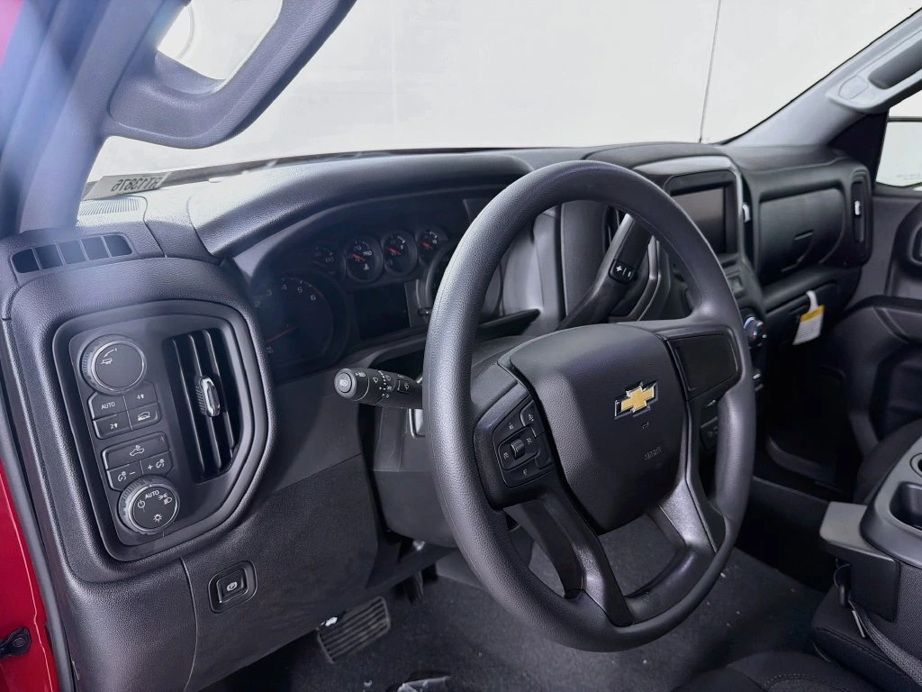 2026 Chevrolet Silverado 1500 Custom - Photo 9