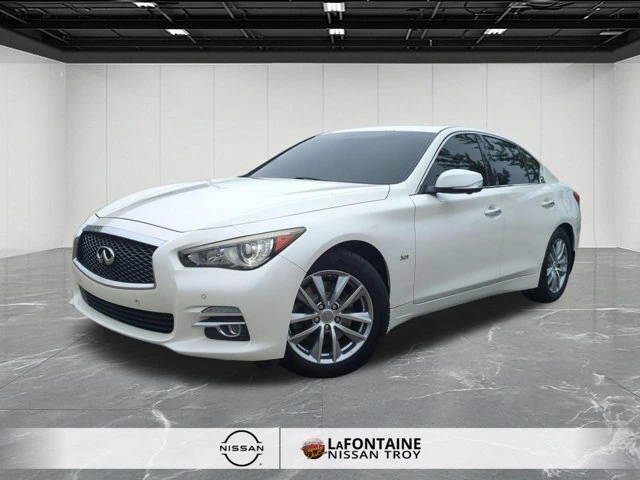 2016 INFINITI Q50