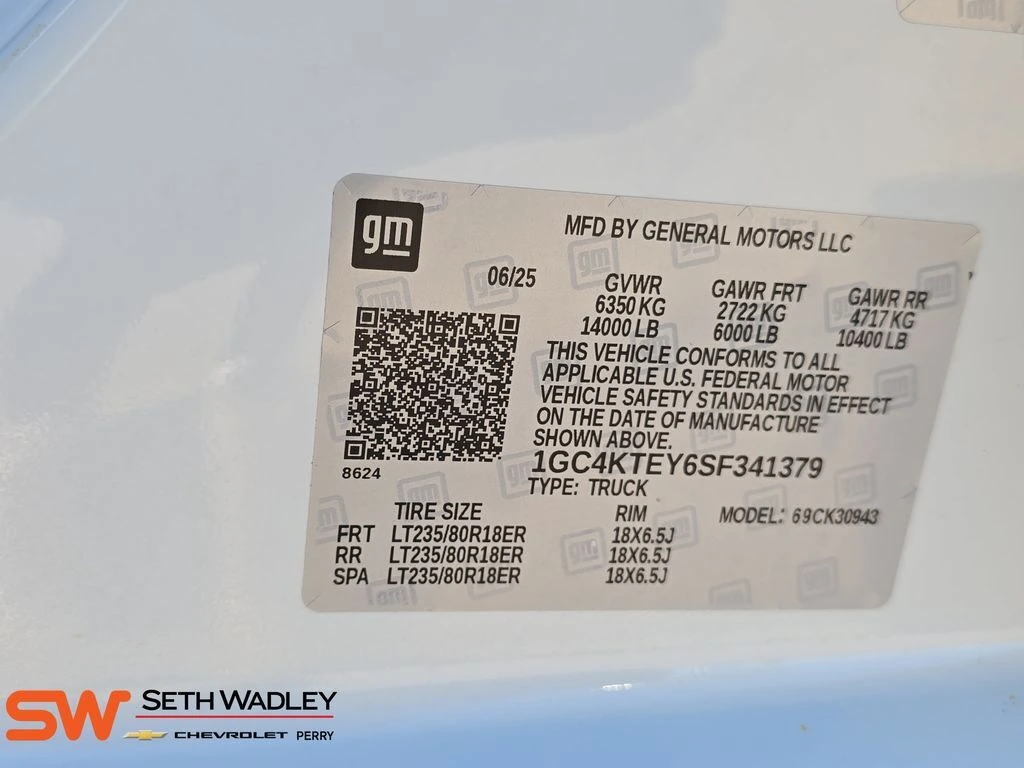 2025 Chevrolet Silverado 3500HD LT - Photo 33