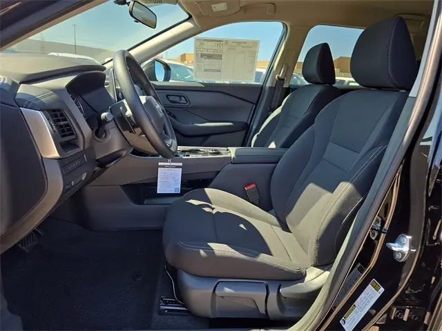 2026 Nissan Rogue S photo 31