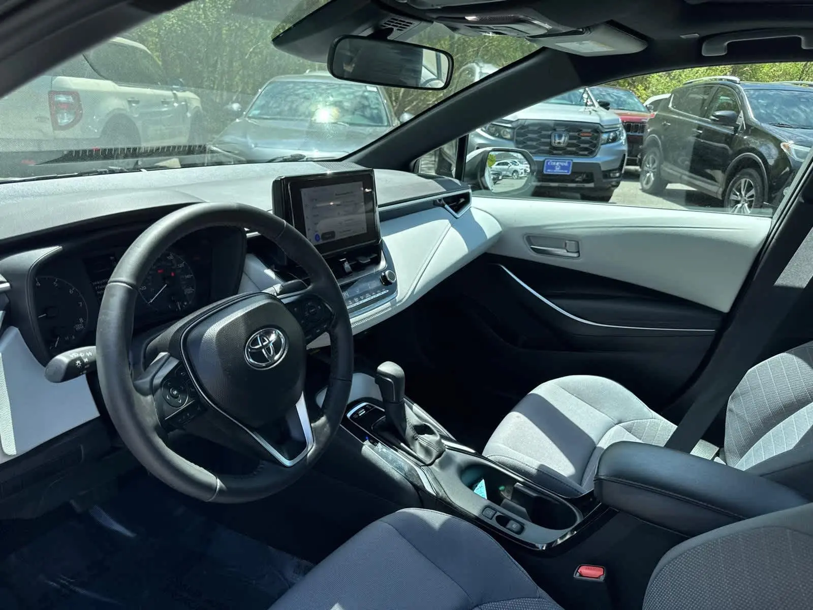 2024 Toyota Corolla SE Premium photo 12