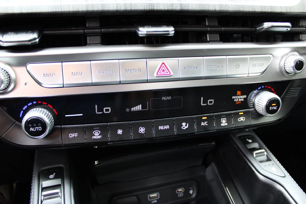 2024 Kia Telluride EX - Photo 23
