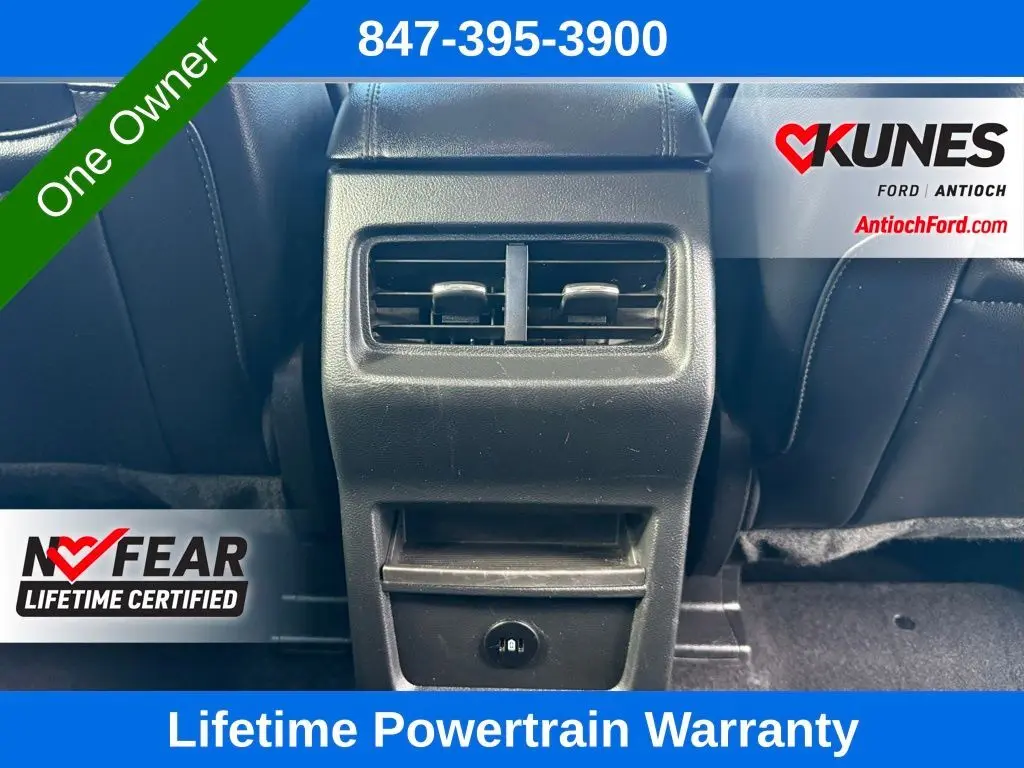 2023 Ford Edge SEL photo 14