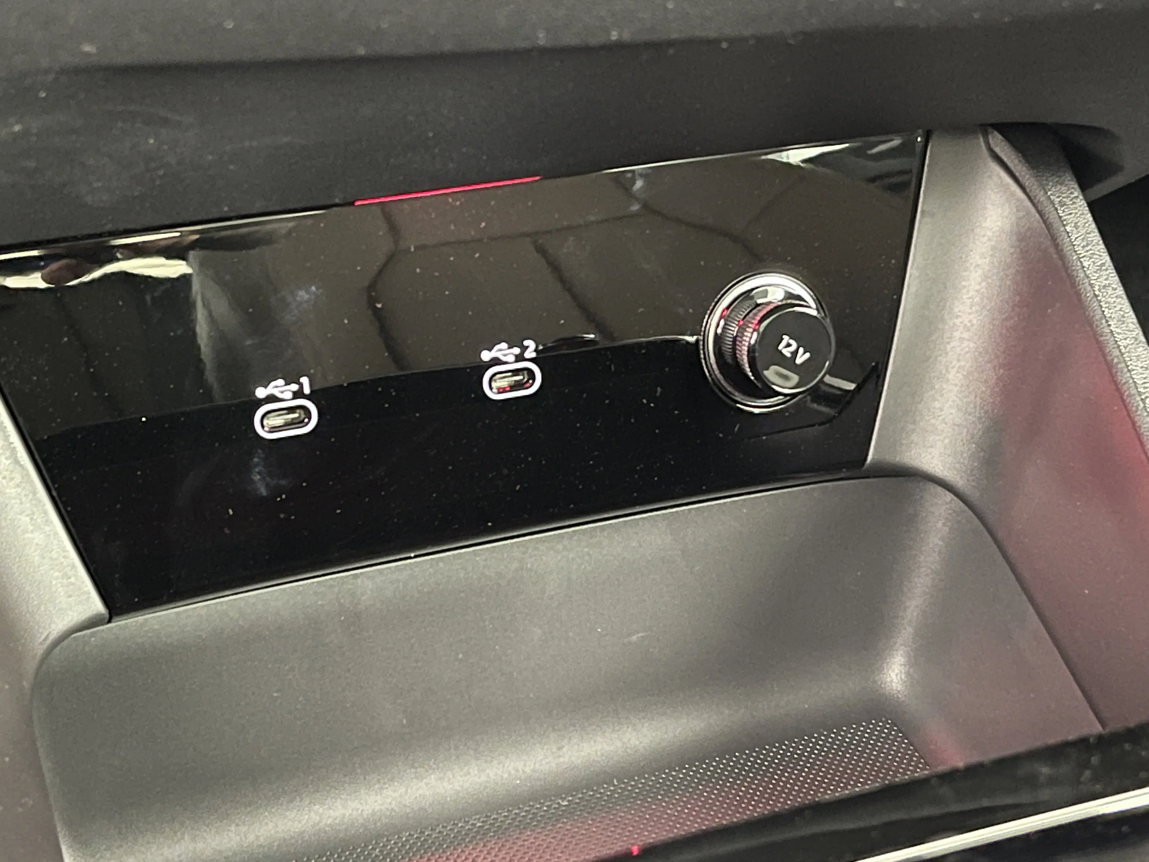 2025 Audi Q6 E-tron Premium Plus photo 25