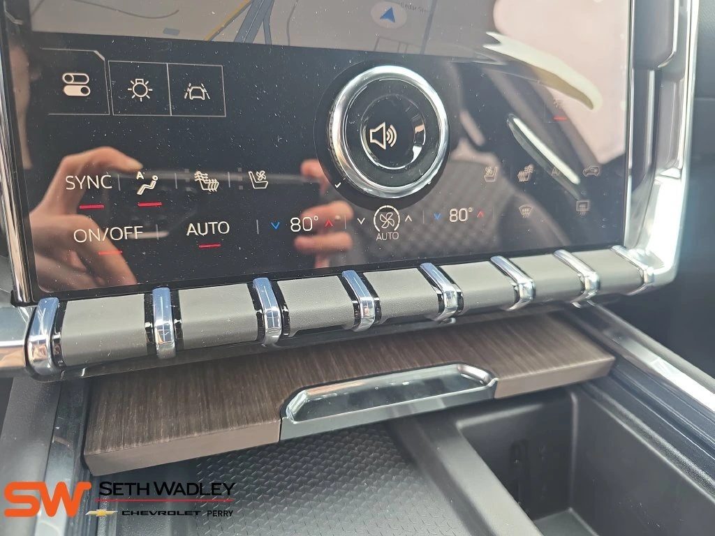 2026 GMC Acadia Denali - Photo 25