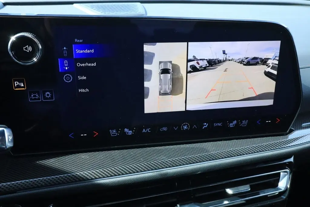 2026 Chevrolet Traverse High Country photo 3