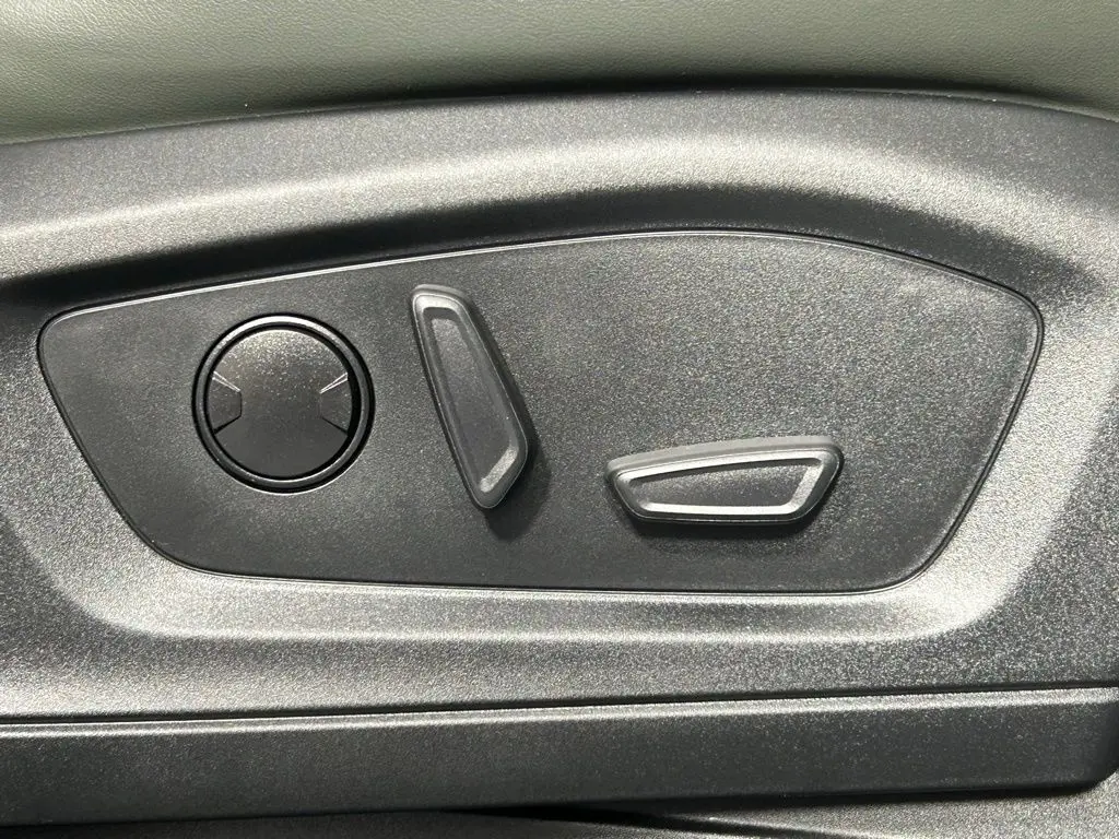 2023 Ford Explorer Timberline photo 9