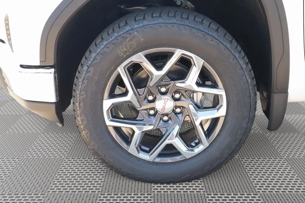 2026 Gmc Sierra 1500 SLE photo 8