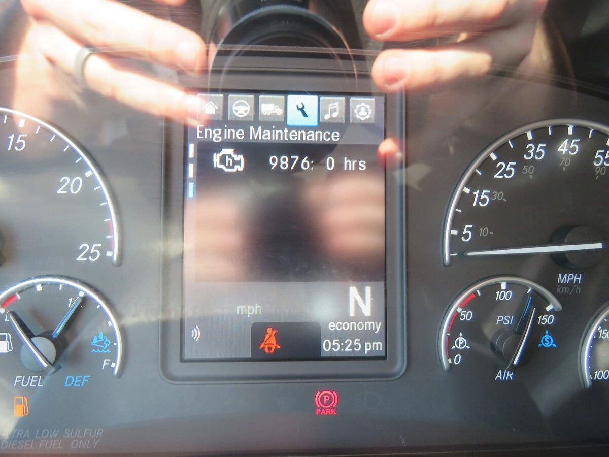 2023 Freightliner Cascadia - image 22