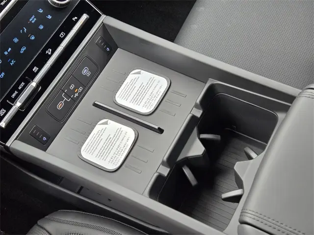 2026 Hyundai Santa Fe Calligraphy photo 17