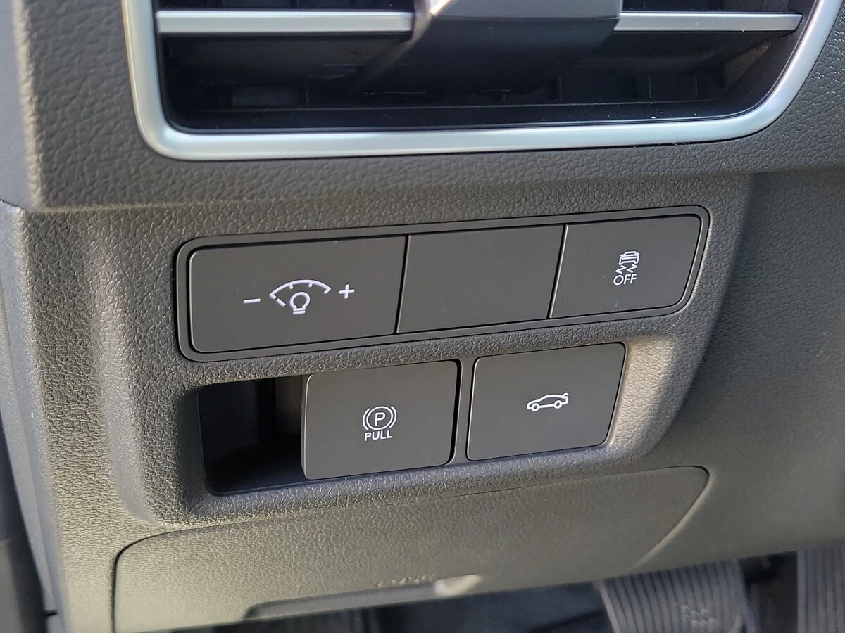 2024 Hyundai Sonata SEL - Photo 16