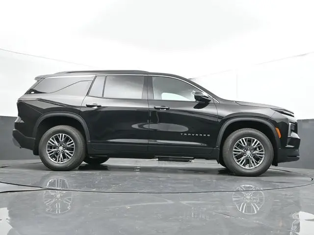 2026 Chevrolet Traverse 2LT photo 39