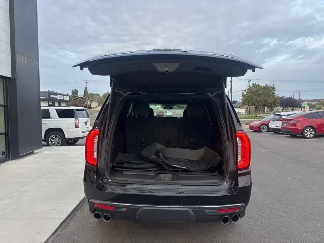 2023 Gmc Yukon XL AT4 photo 8