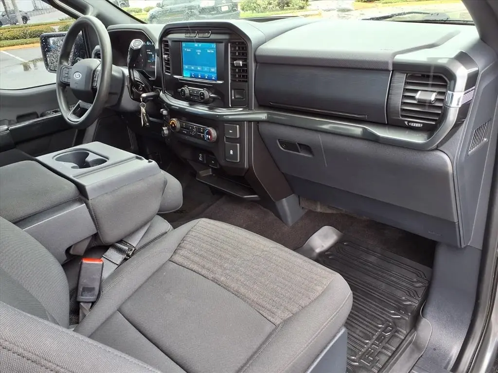 2021 Ford F-150 XL photo 12