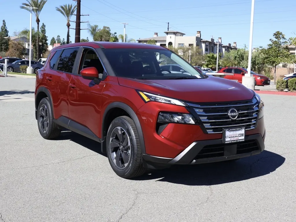 2026 Nissan Rogue SV's photo