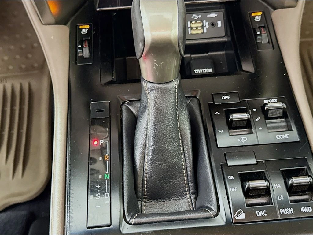 2020 Lexus GX LUXURY - Photo 21