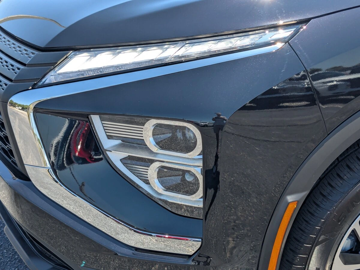 2026 Mitsubishi Eclipse Cross ES - Photo 10