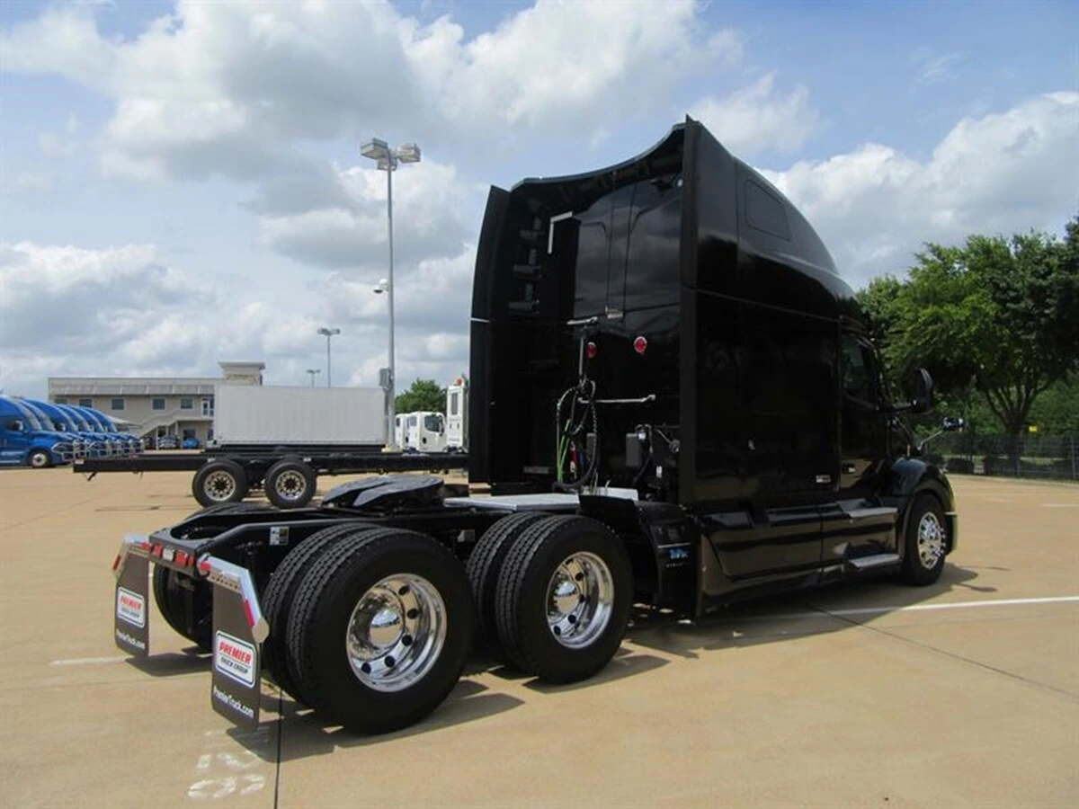2023 Peterbilt 579 — photo 4