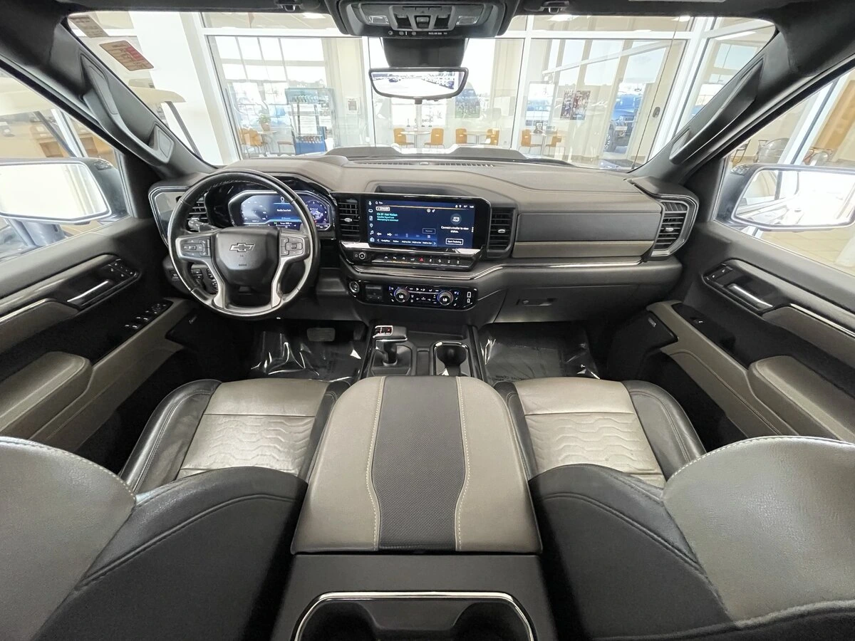 2024 Chevrolet Silverado 1500 ZR2 - Photo 33