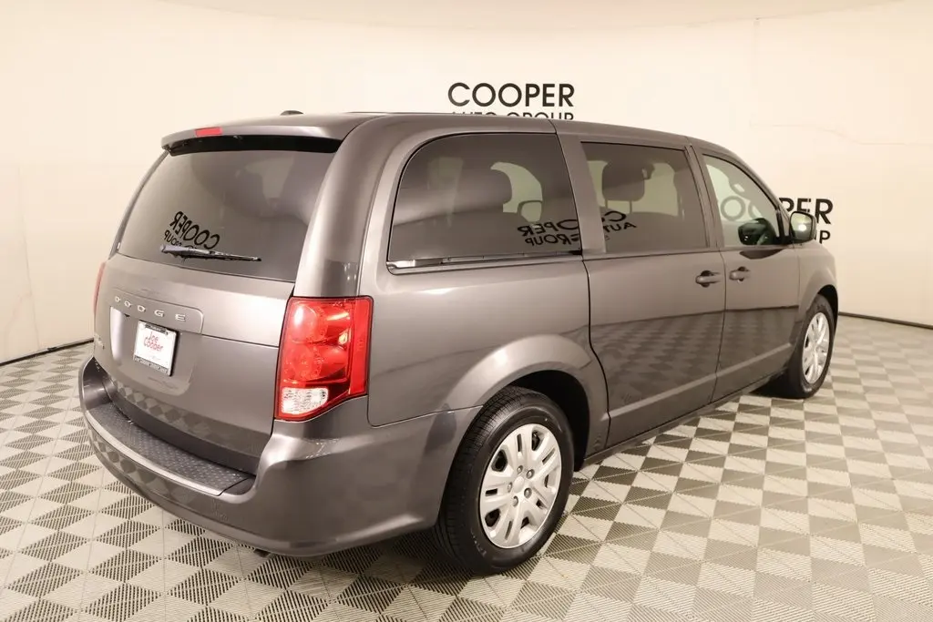 2020 Dodge Grand Caravan SE photo 18