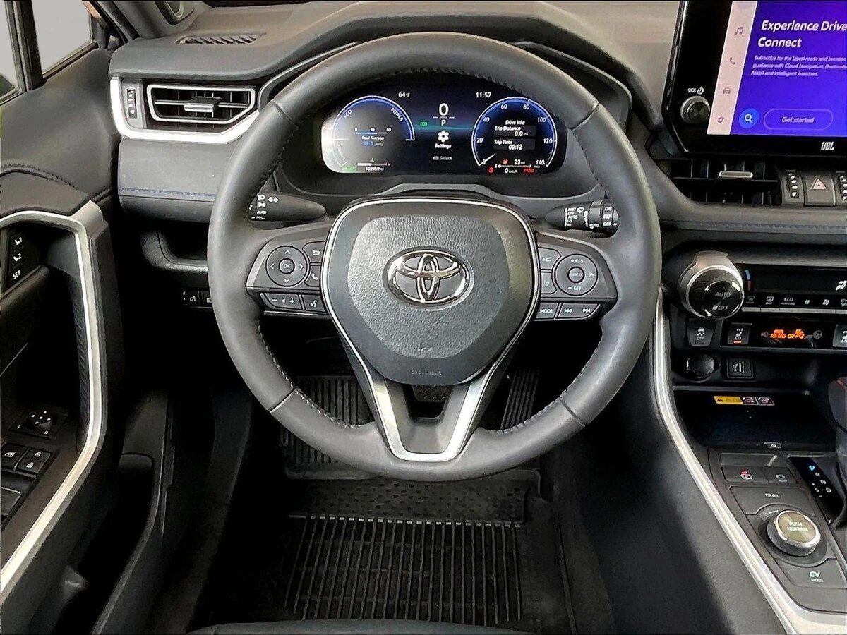 2023 Toyota RAV4 XSE - Photo 8