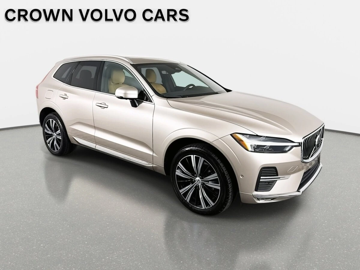 2023 Volvo - image 3