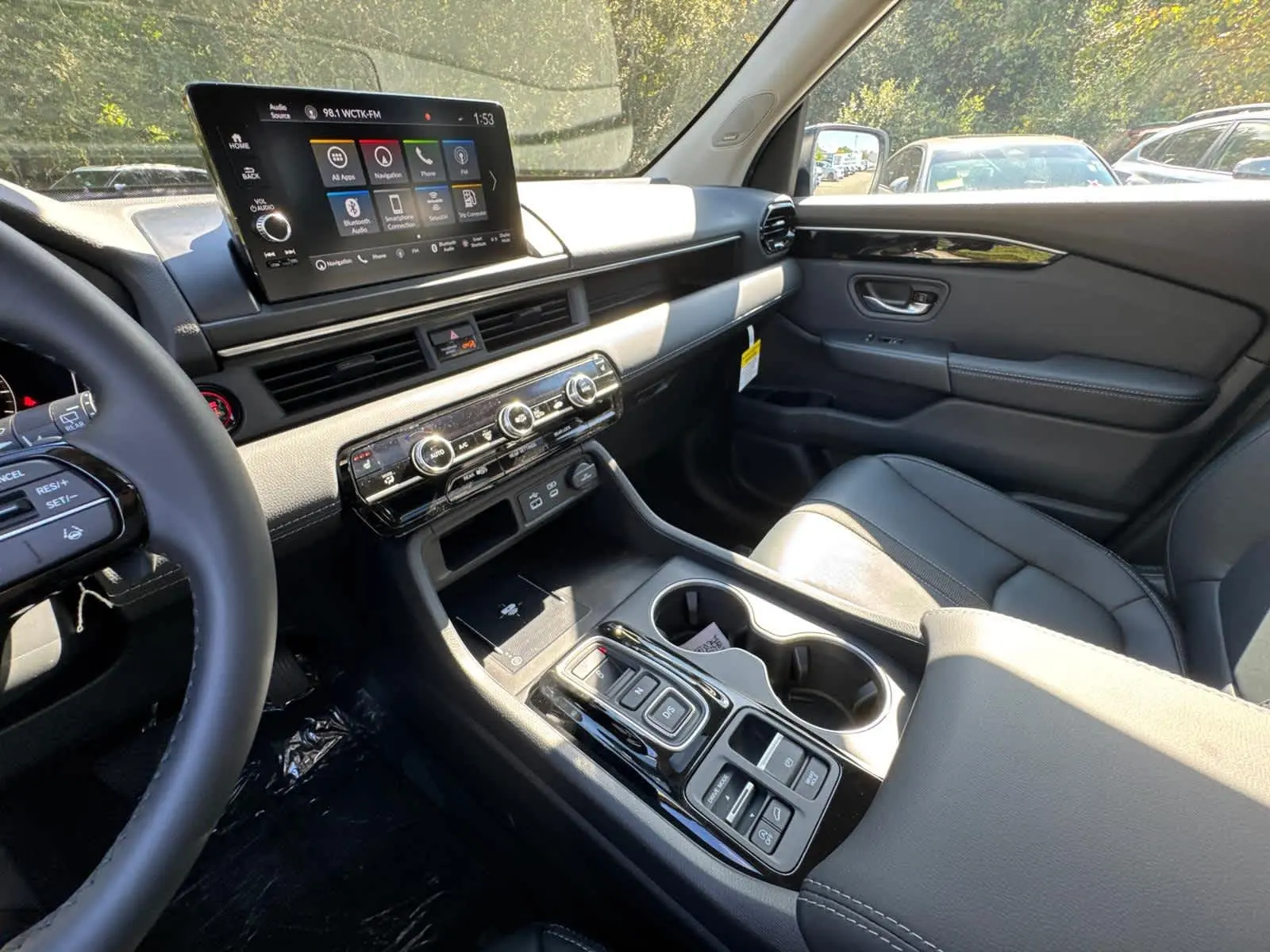 2025 Honda Pilot Touring photo 23